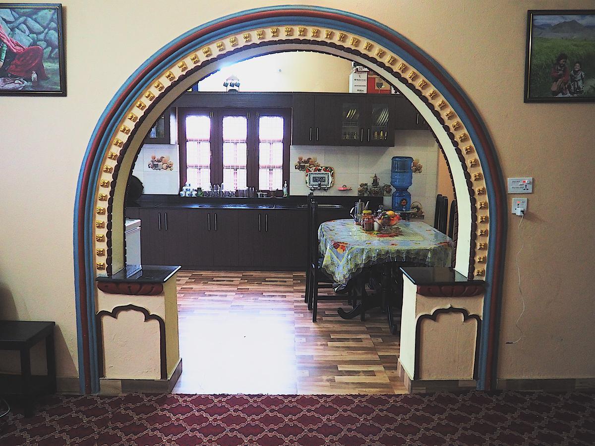 Aroma Tourist Hostel Ποκάρα Εξωτερικό φωτογραφία