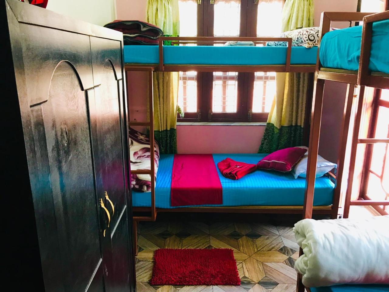 Aroma Tourist Hostel Ποκάρα Εξωτερικό φωτογραφία