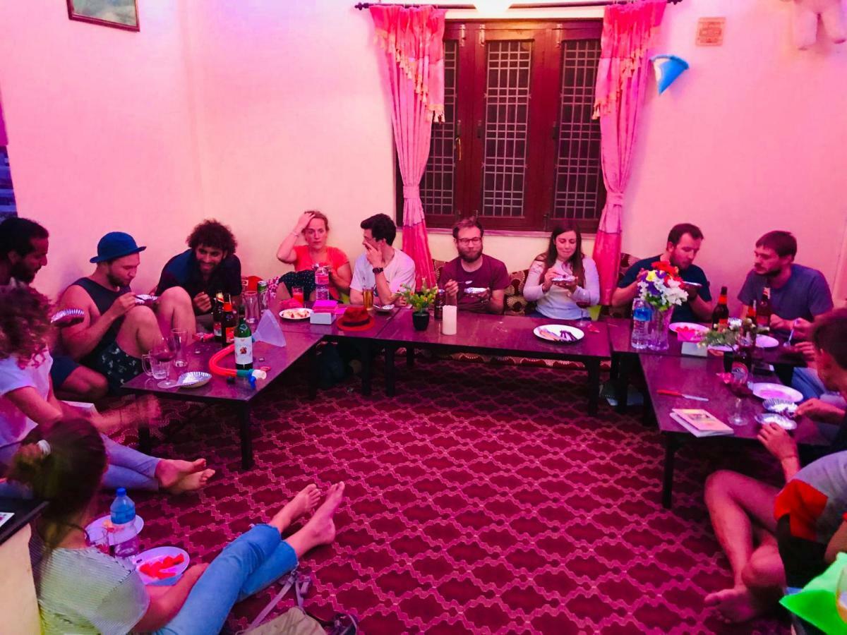 Aroma Tourist Hostel Ποκάρα Εξωτερικό φωτογραφία