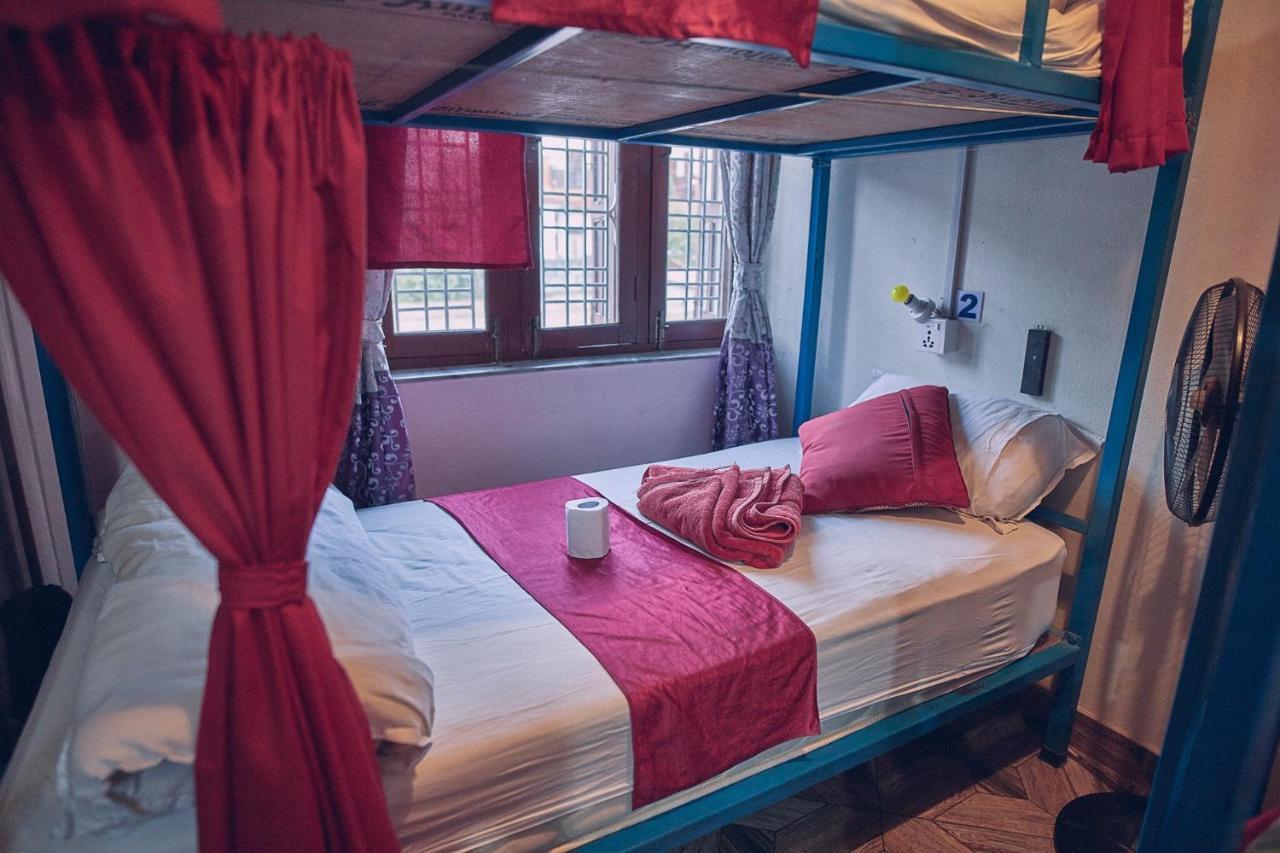 Aroma Tourist Hostel Ποκάρα Εξωτερικό φωτογραφία
