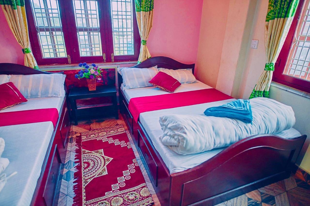 Aroma Tourist Hostel Ποκάρα Εξωτερικό φωτογραφία